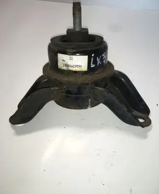 Hyundai ix35 Engine mount bracket