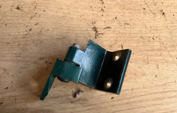 Peugeot 406 Rear door upper hinge