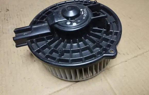 Honda Legend Heater fan/blower 1940007442