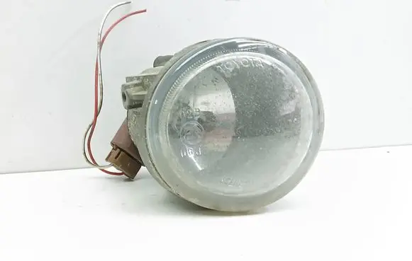 Toyota Corolla Verso E121 Front fog light E130635