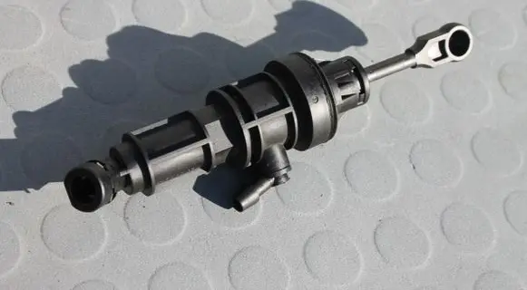 Mitsubishi Outlander Headlight washer spray nozzle
