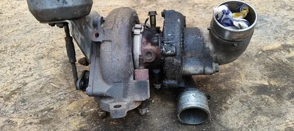 Toyota Avensis T250 Turbo 172010R020 0501290150