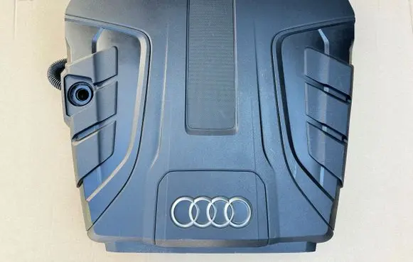 Audi Q8 Engine cover (trim) 4M0133849AA