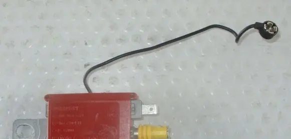 Renault Espace IV Aerial antenna amplifier 8200061683