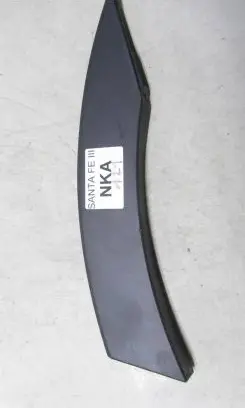 Hyundai Santa Fe Rear arch trim 87741-2W000