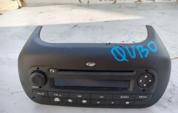 Fiat Qubo Radio/CD/DVD/GPS head unit 7355361100