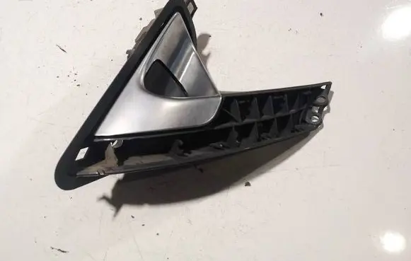 Nissan Primera Rear door interior handle Z50252000