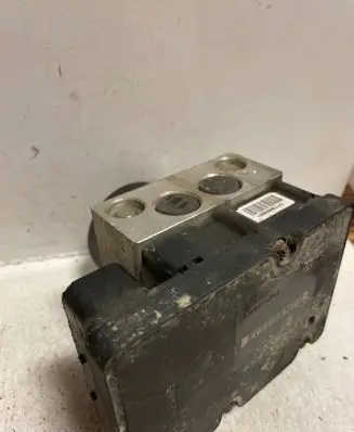 Volkswagen Sharan ABS Pump 7M3907379D 10092503053