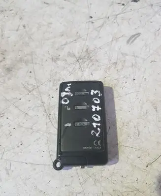 Subaru Outback Ignition key/card 
