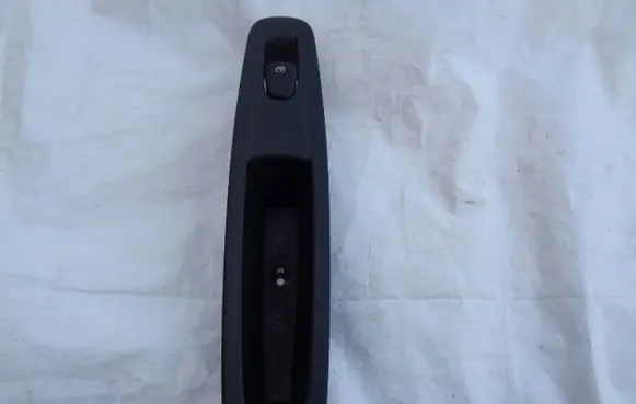Renault Kadjar Electric window control switch