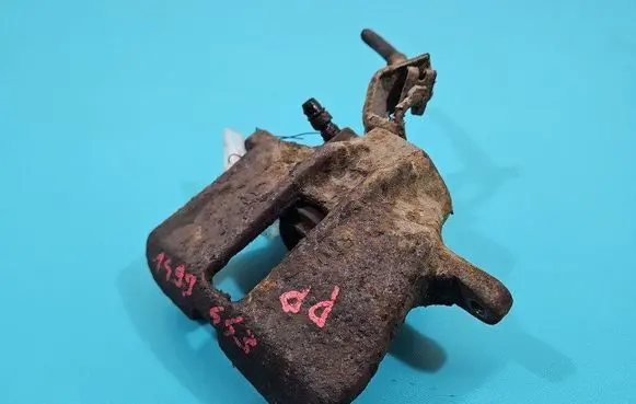 Volkswagen PASSAT B3 Front brake caliper IMPRK1499443