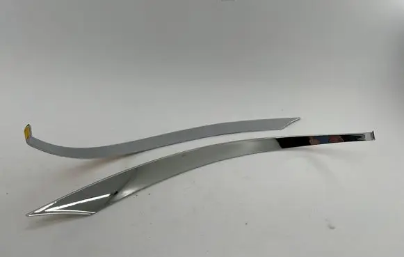 Seat Leon (1P) Front bumper splitter molding 1P0052531 21102005