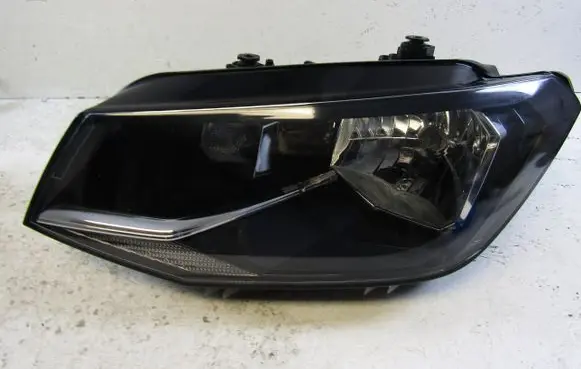 Volkswagen Caddy Headlight/headlamp 2K1941015A