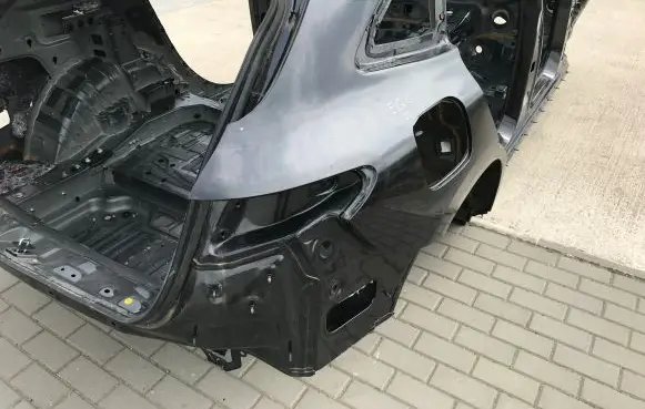 Mercedes-Benz EQC Rear quarter panel 