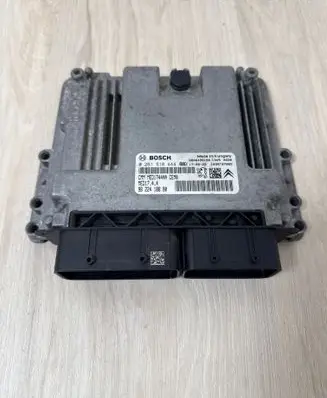 Peugeot 5008 II Engine control unit/module 9806438180 9822418880 0261S18444