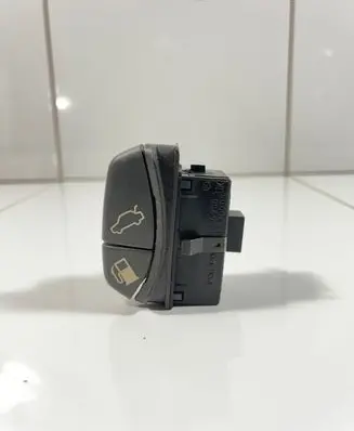 Volvo V70 Fuel tank opening switch 03170001 510501 9166208