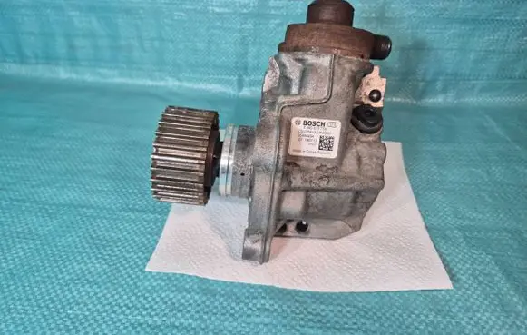 Opel Insignia B Fuel injection high pressure pump 0445010759 160713