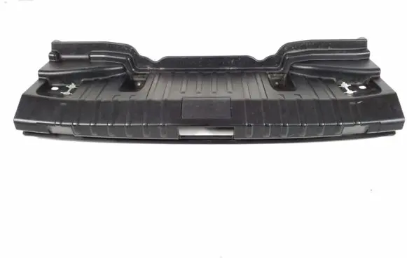 Trunk/boot sill cover protection