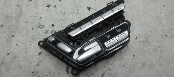 Mercedes-Benz E W211 Tailgate/trunk/boot open switch sdfy76375324sd