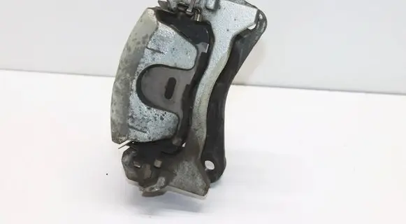 Nissan Altima Front brake caliper 000000