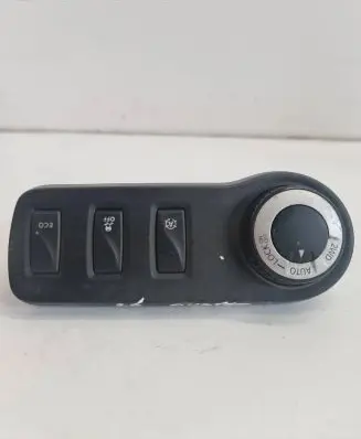Dacia Duster ESP (stability program) switch 251635247R