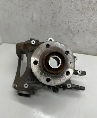 Audi A6 S6 C7 4G Rear wheel hub 8K0505431