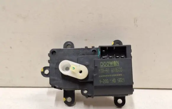 SsangYong Rexton Air flap motor/actuator 819500