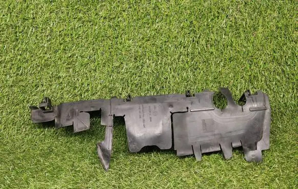 Volkswagen Jetta VI Cabin air duct channel 5C6121284J