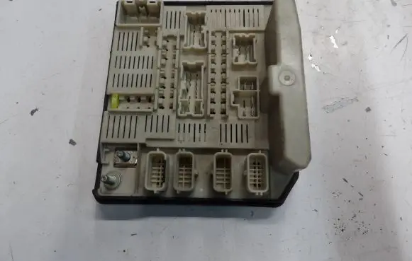Renault Scenic III - Grand scenic III Fuse box set 8200481866 6888667427 5191580A8