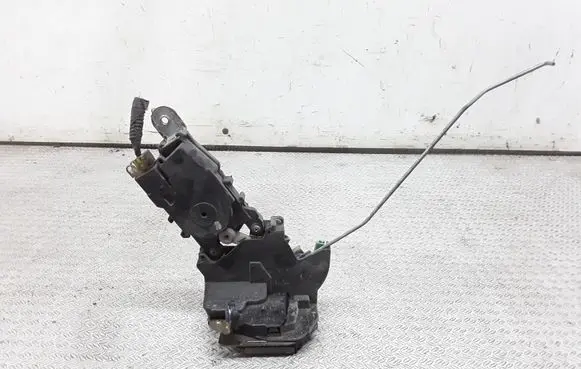 Subaru Outback Rear door lock