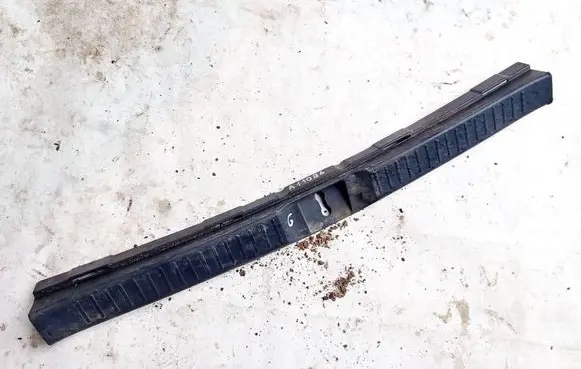 Toyota Corolla Verso AR10 Other trunk/boot trim element 647160F010