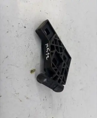 BMW Z3 E36 Front bumper mounting bracket 51118401801