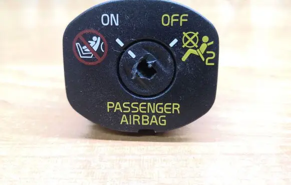 Volvo V60 Passenger airbag on/off switch 31318268