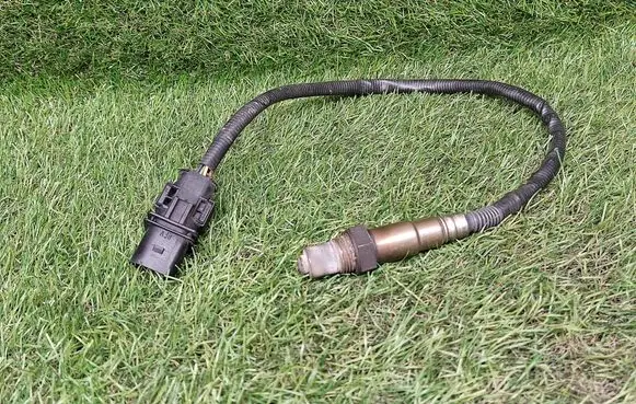 Mercedes-Benz Sprinter W906 Lambda probe sensor 0035427018 0258017016