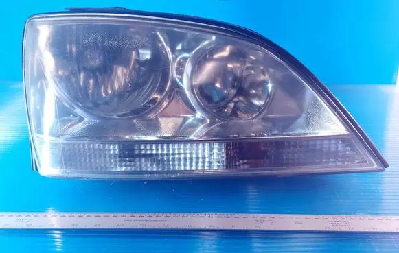 KIA Sorento Headlight/headlamp 8358 0853