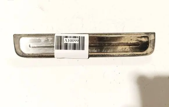 Nissan Primera Rear sill trim cover 76932