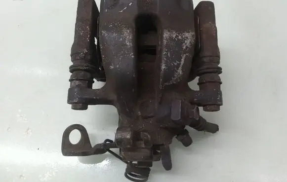 Opel Zafira B Rear brake caliper 