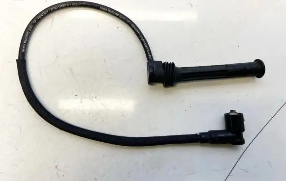 Ford Mondeo MK I Ignition plug leads 7700113880
