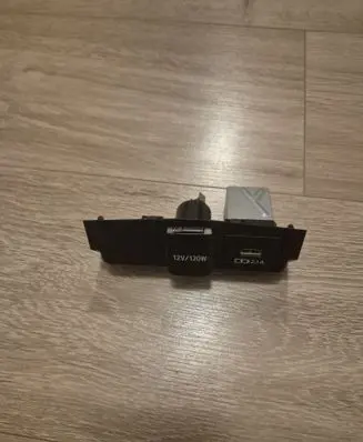 USB socket connector