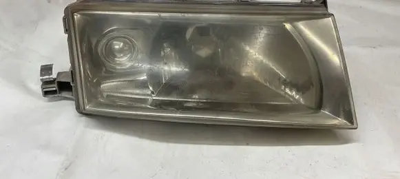 Skoda Octavia Mk1 (1U) Headlight/headlamp