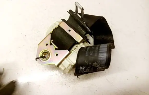 Volkswagen Golf Plus Rear seatbelt 33041587B