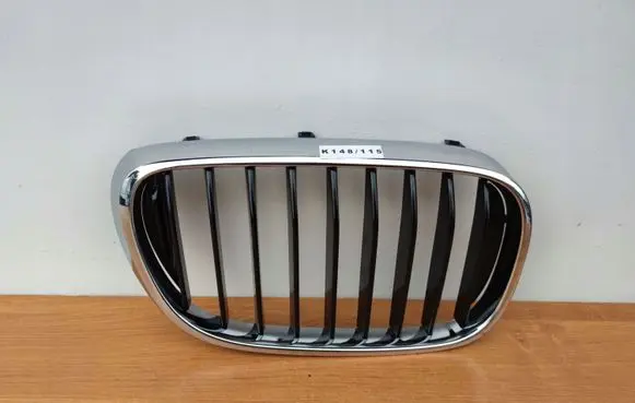 BMW 7 G11 G12 Front bumper upper radiator grill 51137357012