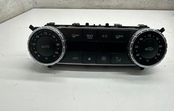 Mercedes-Benz CLS C218 AMG Climate control unit A2049006808 SW201200