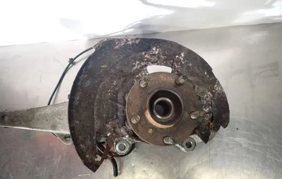 Infiniti M Front wheel hub spindle knuckle