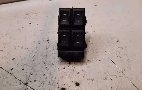 Ford Mondeo Mk III Electric window control switch 3S7T14A132BA 03163453