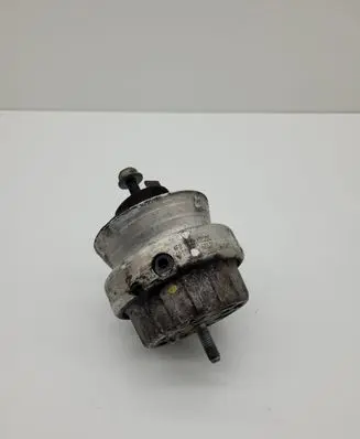 Audi A6 S6 C6 4F Engine mount bracket 4F0199382BG