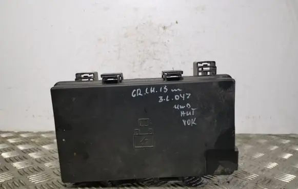 Jeep Grand Cherokee Fuse box set P68242818AC