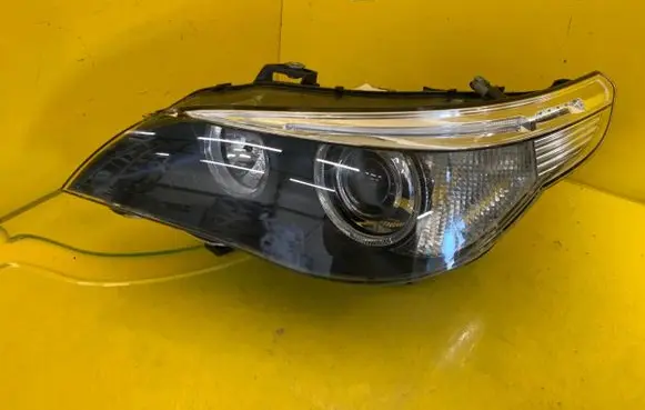 BMW 5 E60 E61 Headlight/headlamp 6928021