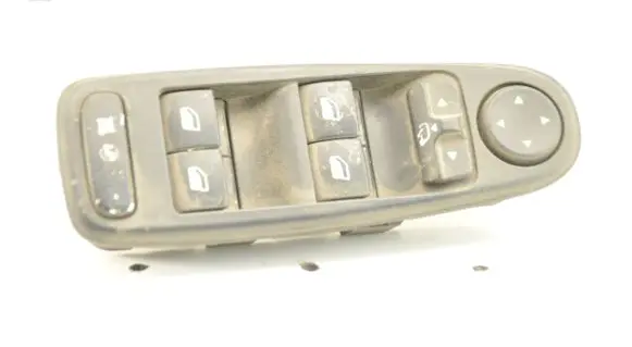 Citroen C4 I Picasso Electric window control switch 96639383ZD
