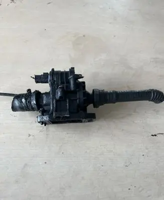 Thermostat/thermostat housing